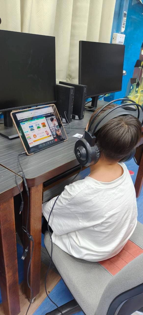 小學伴上課學習現場