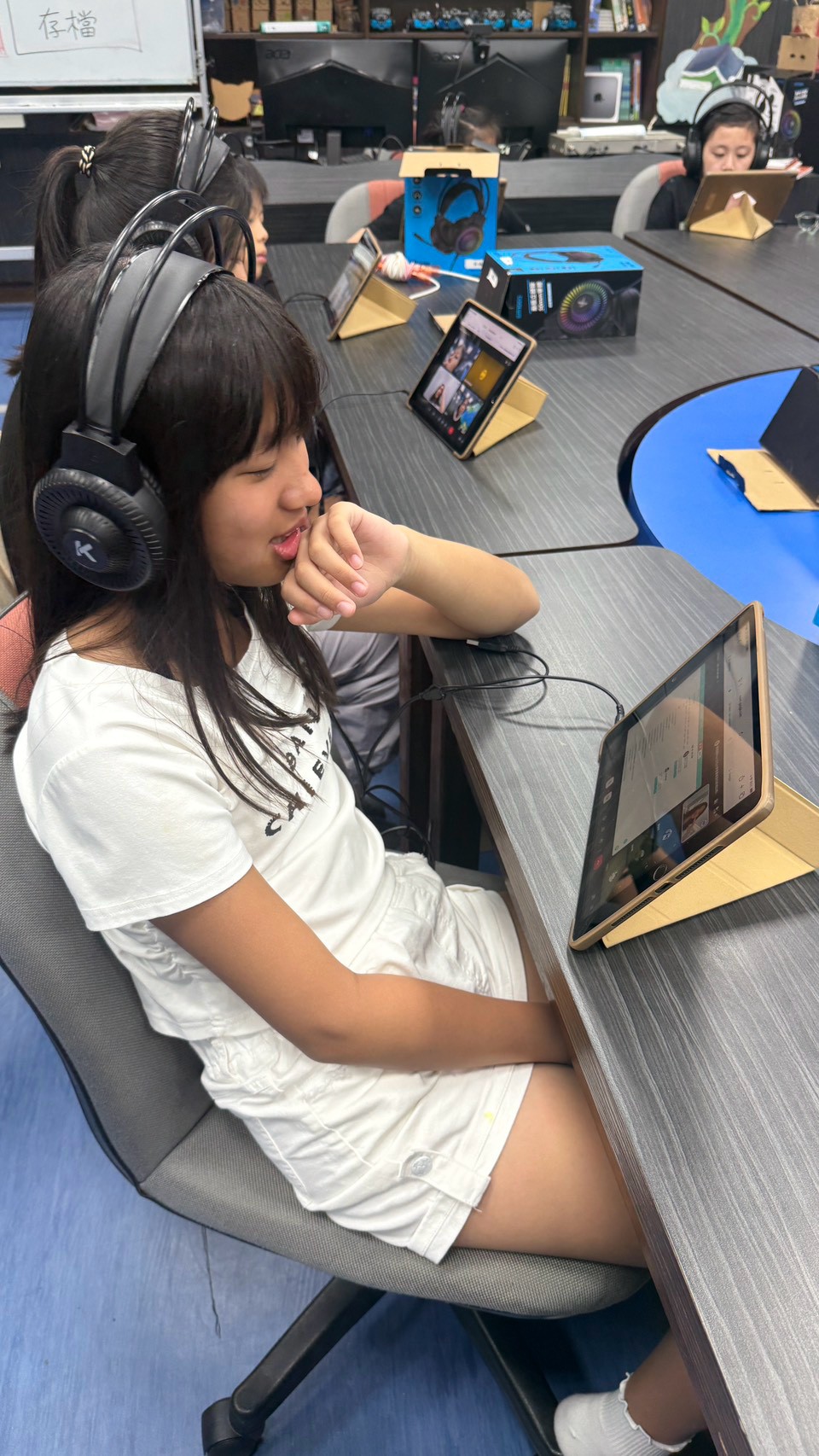 小學伴上課學習現場