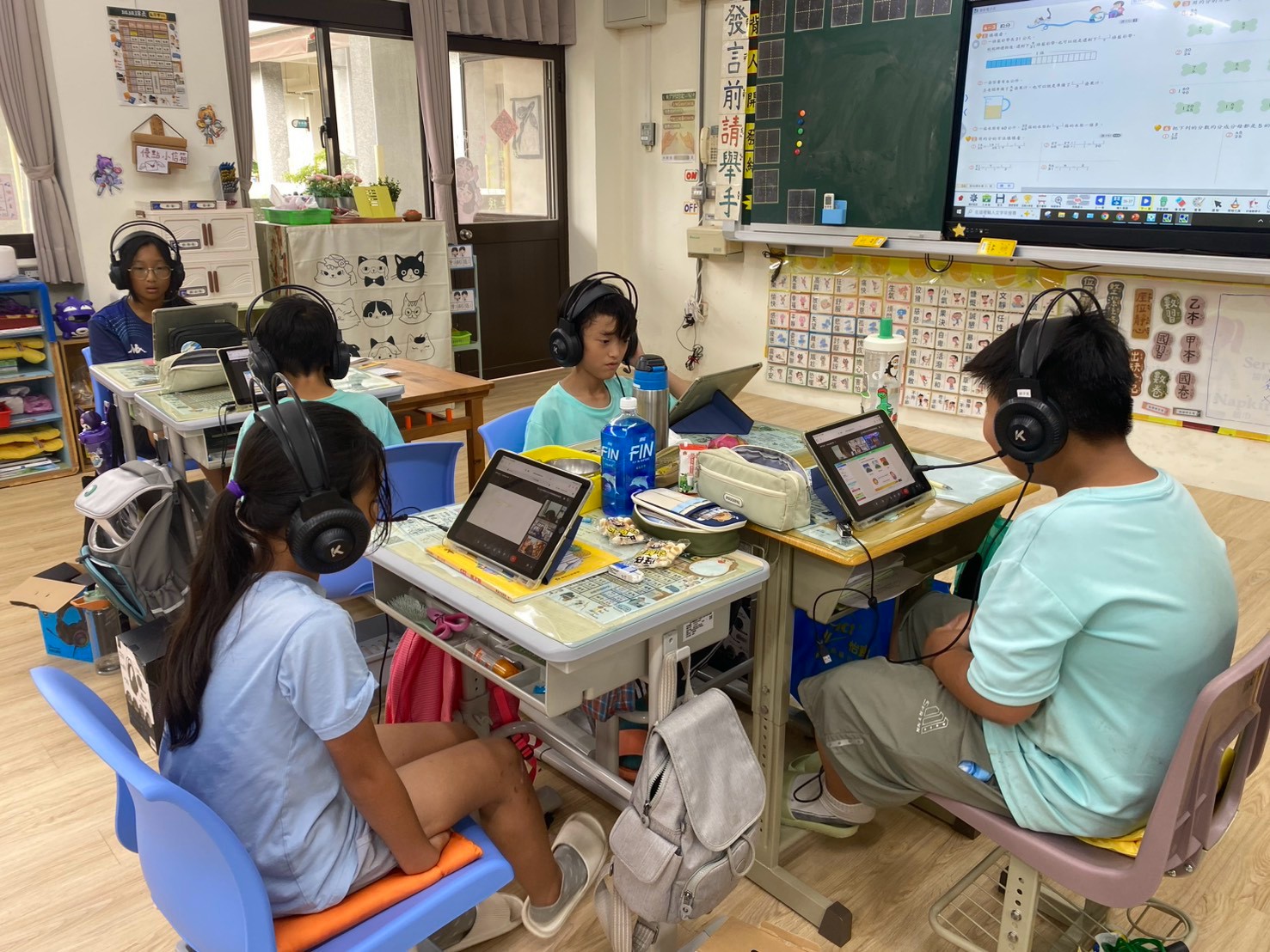 太平國小孩子課堂學習