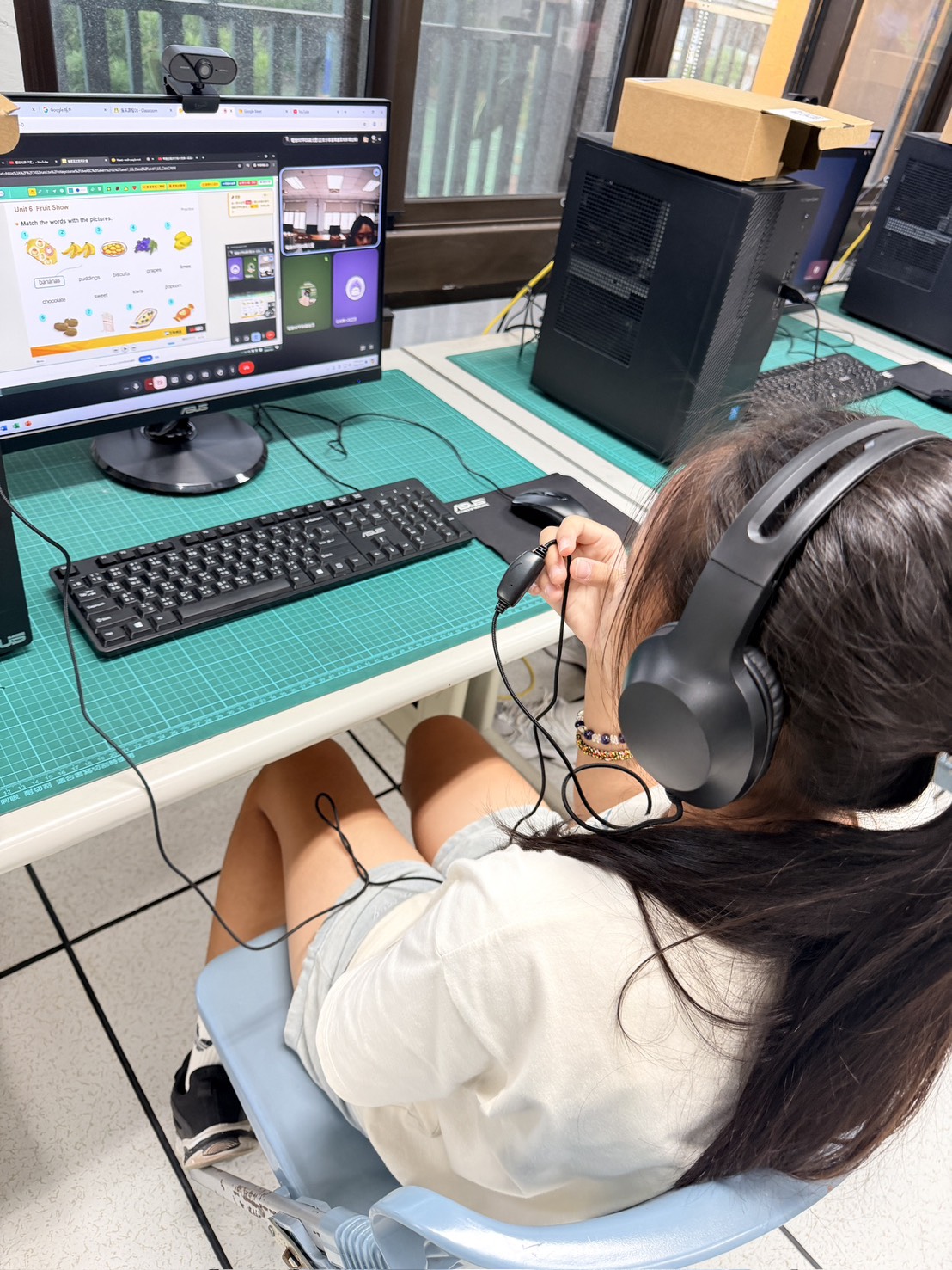 石光國小孩子課堂學習