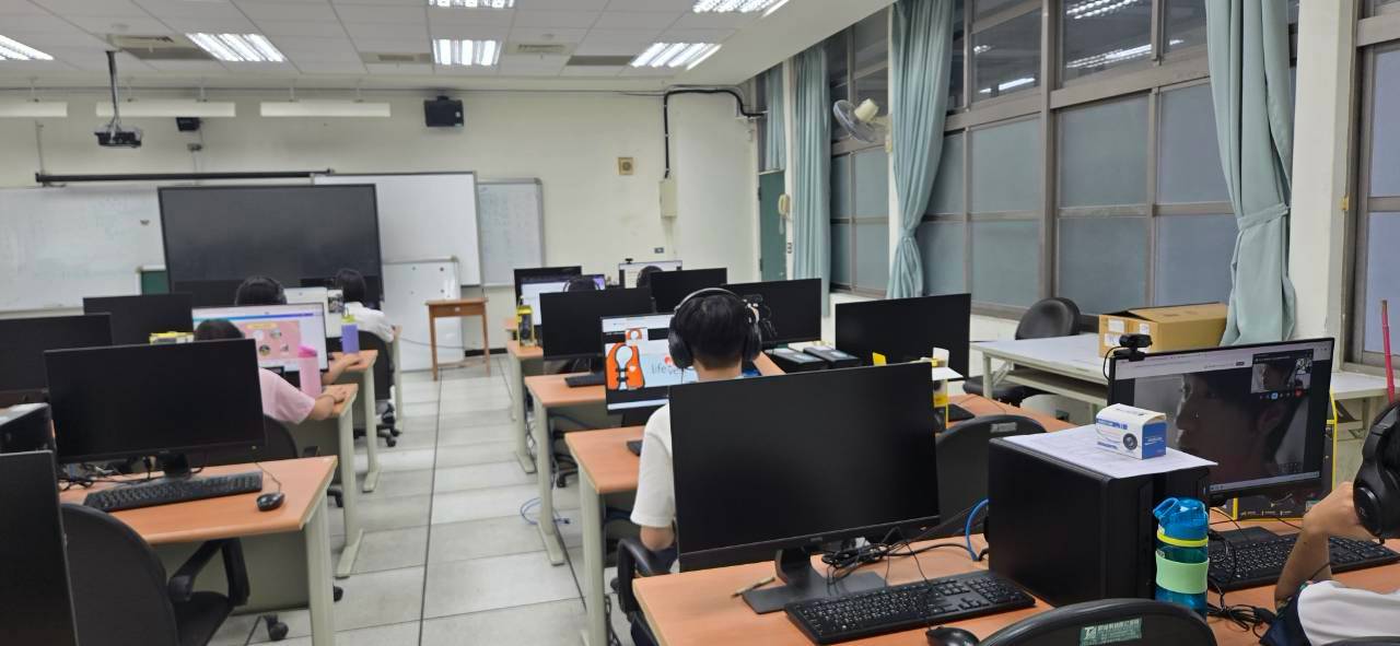 育成高中大學伴線上教學