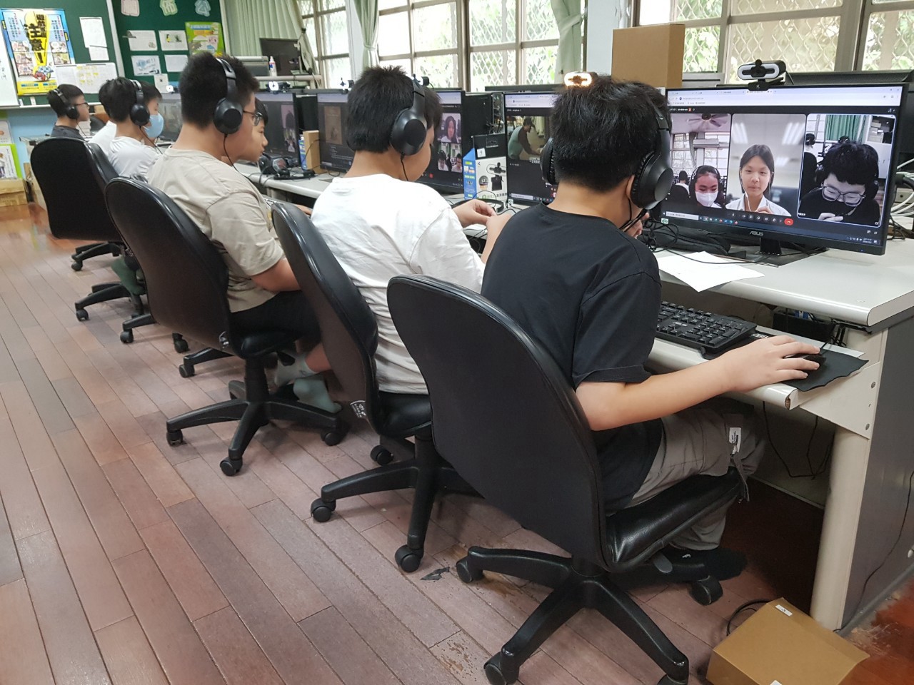 育成高中大學伴線上教學